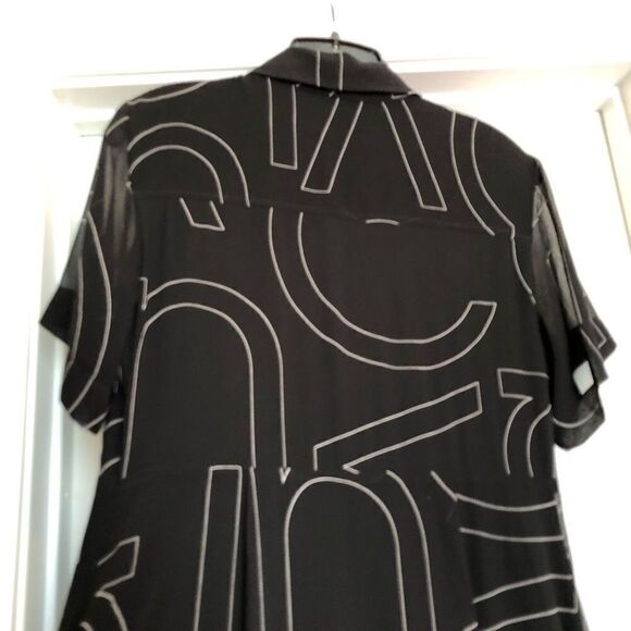 CALVIN KLEIN - 🎉HP🎉 NWT - L Sz 6 Short Sleeve Logo Maxi Illusion Shirtdress - Picture 10 of 16